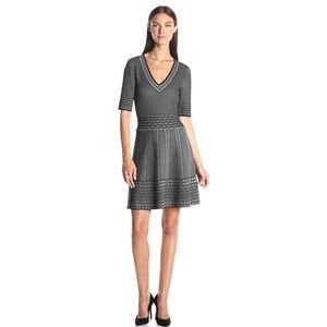 BCBG Maxazria Bettina Dress Navy knit Jacquard small scalloped V-neck classic